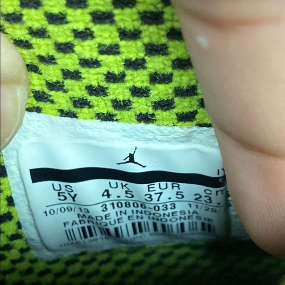 Air Jordan 10 Retro “Venom” - Picture 17 of 17